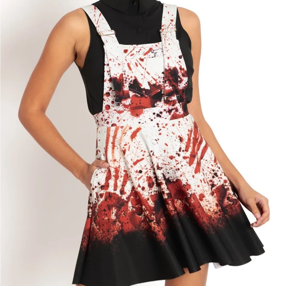 Blackmilk “HORROR NURSE APRON DRESS - LIMITED” Size Medium M NWT Bloody